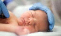 تولد نوزاد ۵۵۰ گرمی در بیمارستان شهیدان مبینی سبزوار
